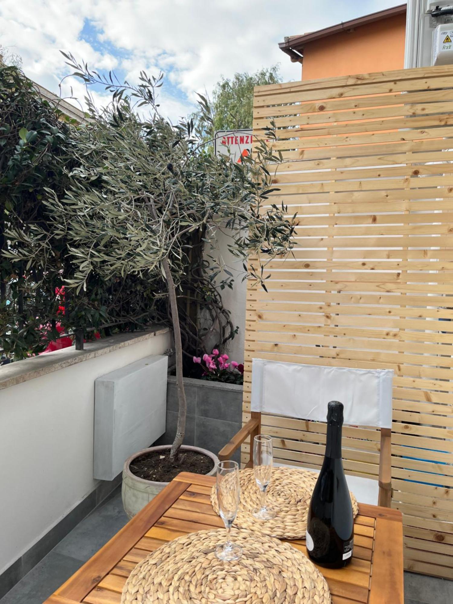 La Maison Appartement - A 200M Dal Porto Civitavecchia Εξωτερικό φωτογραφία